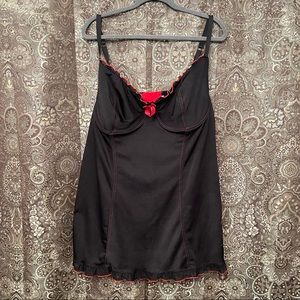 Torrid lingerie, plus sized chemise